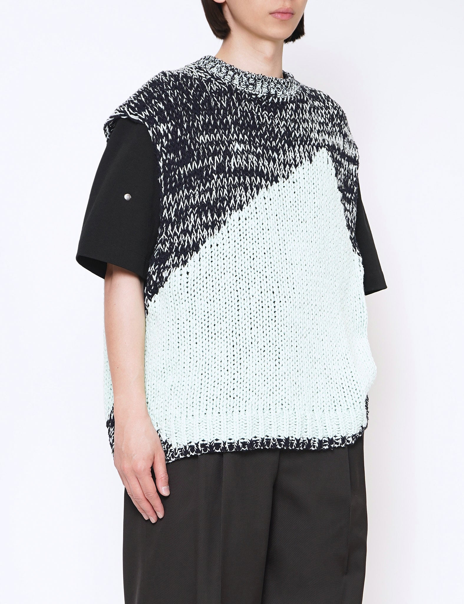MIST GREEN INTARSIA CREWNECK VEST