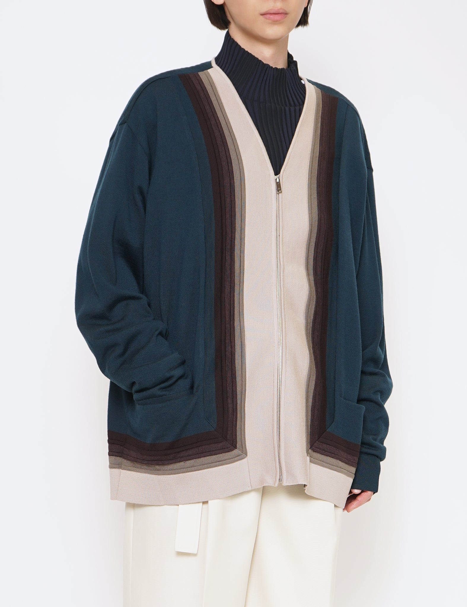 PEACOCK FRONT ZIP CARDIGAN