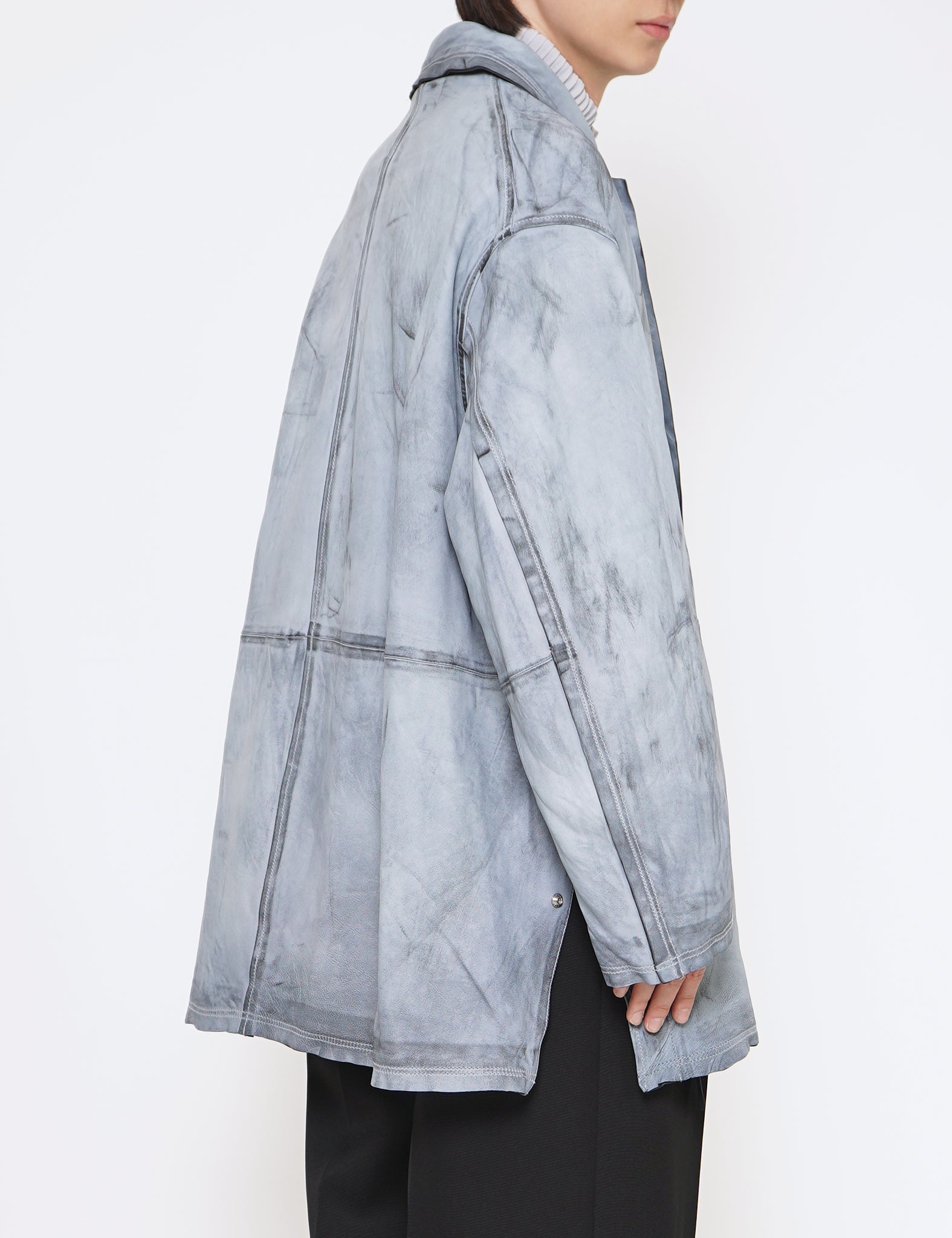 WHITE CUT-OFF LEATHER CAR COAT