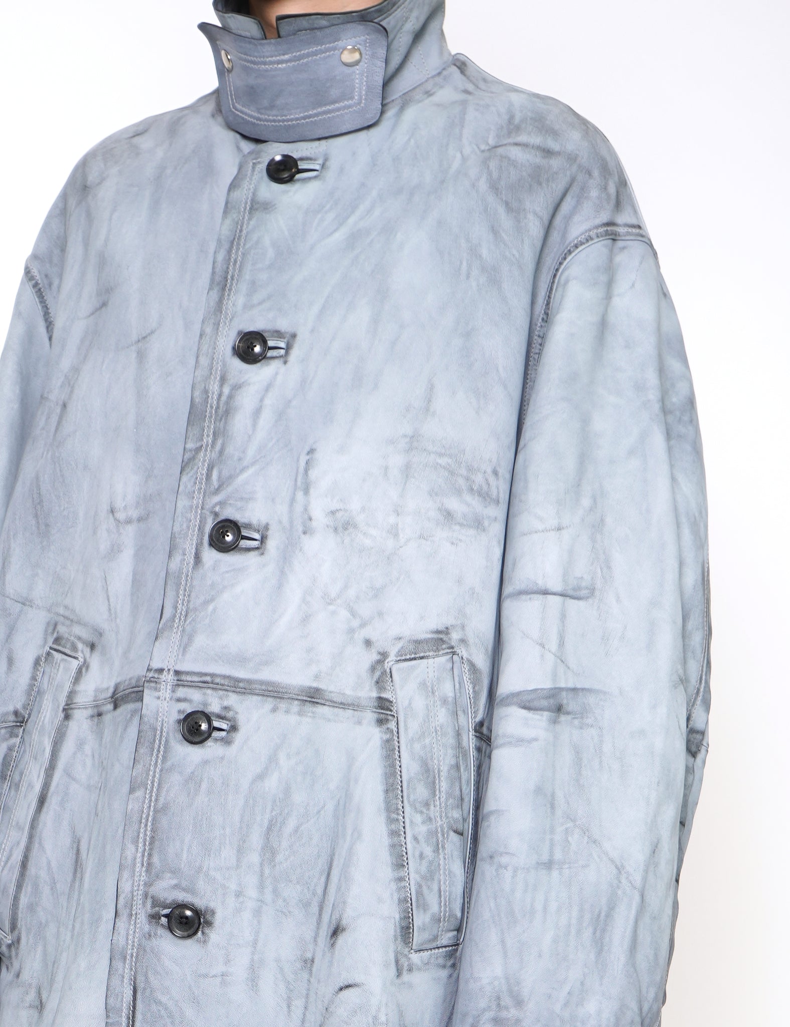 WHITE CUT-OFF LEATHER CAR COAT