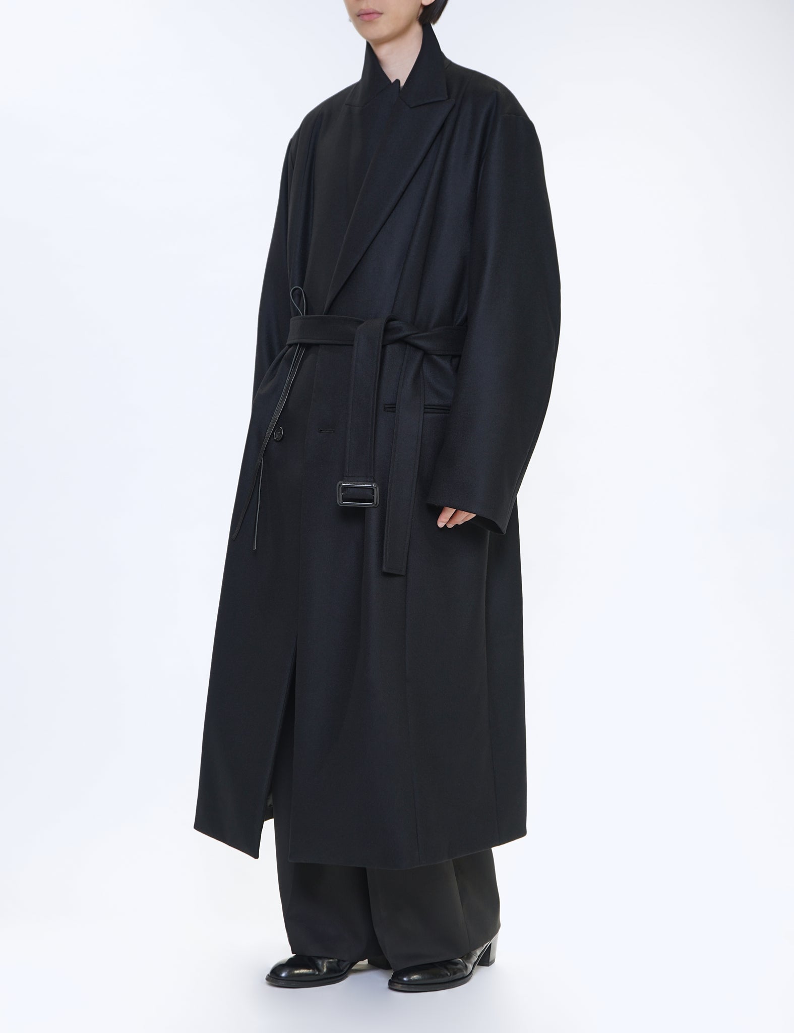 BLACK OVERSIZED MAXI-LENGTH PEAK LAPEL COAT