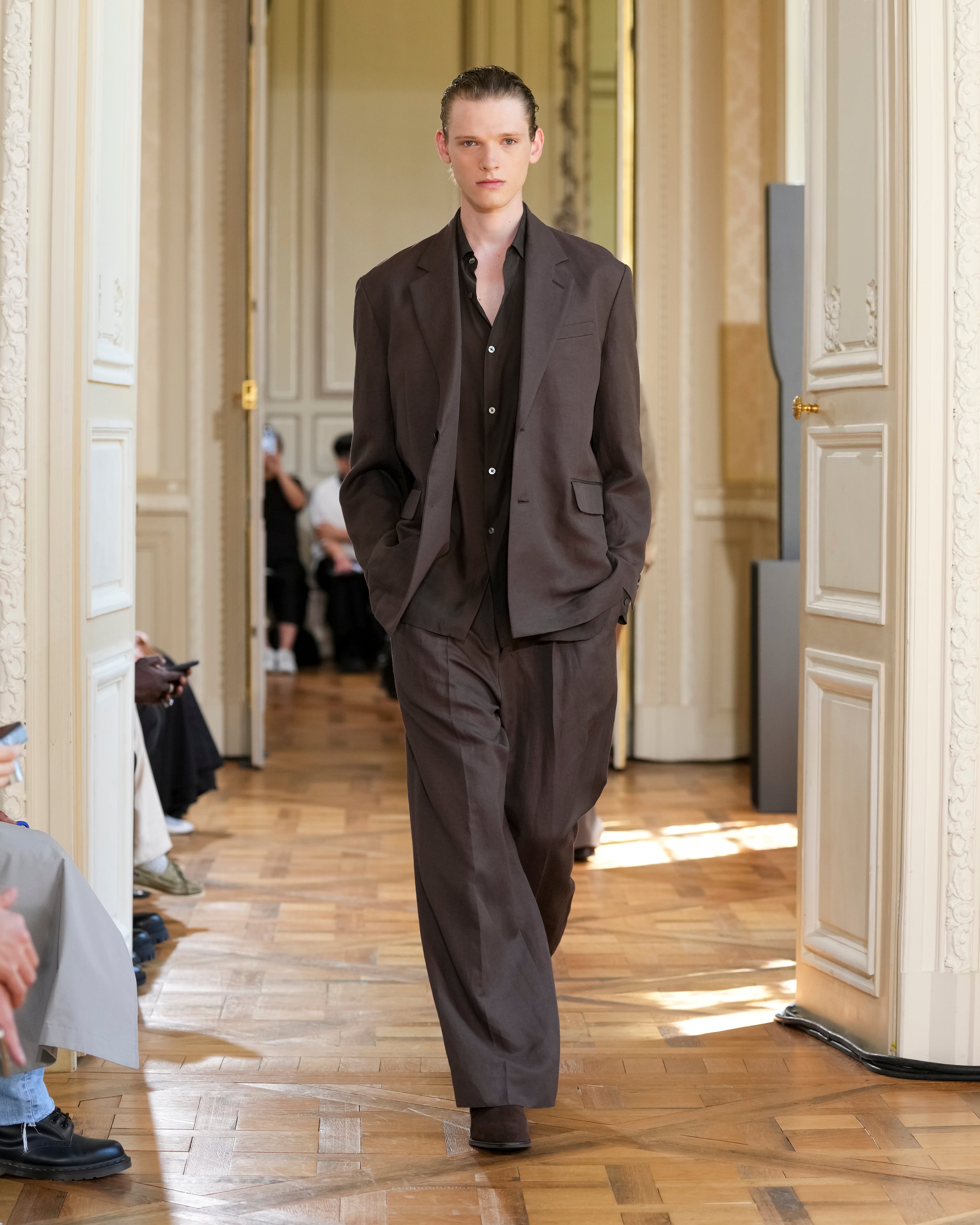 DARK BROWN CUPRO TWILL OVERSIZED LS SHIRT