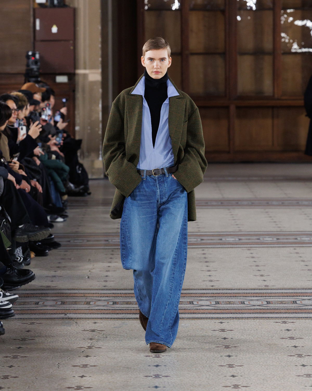TWEED CHECK BRITISH TWEED OVERSIZED PEAK LAPEL JACKET