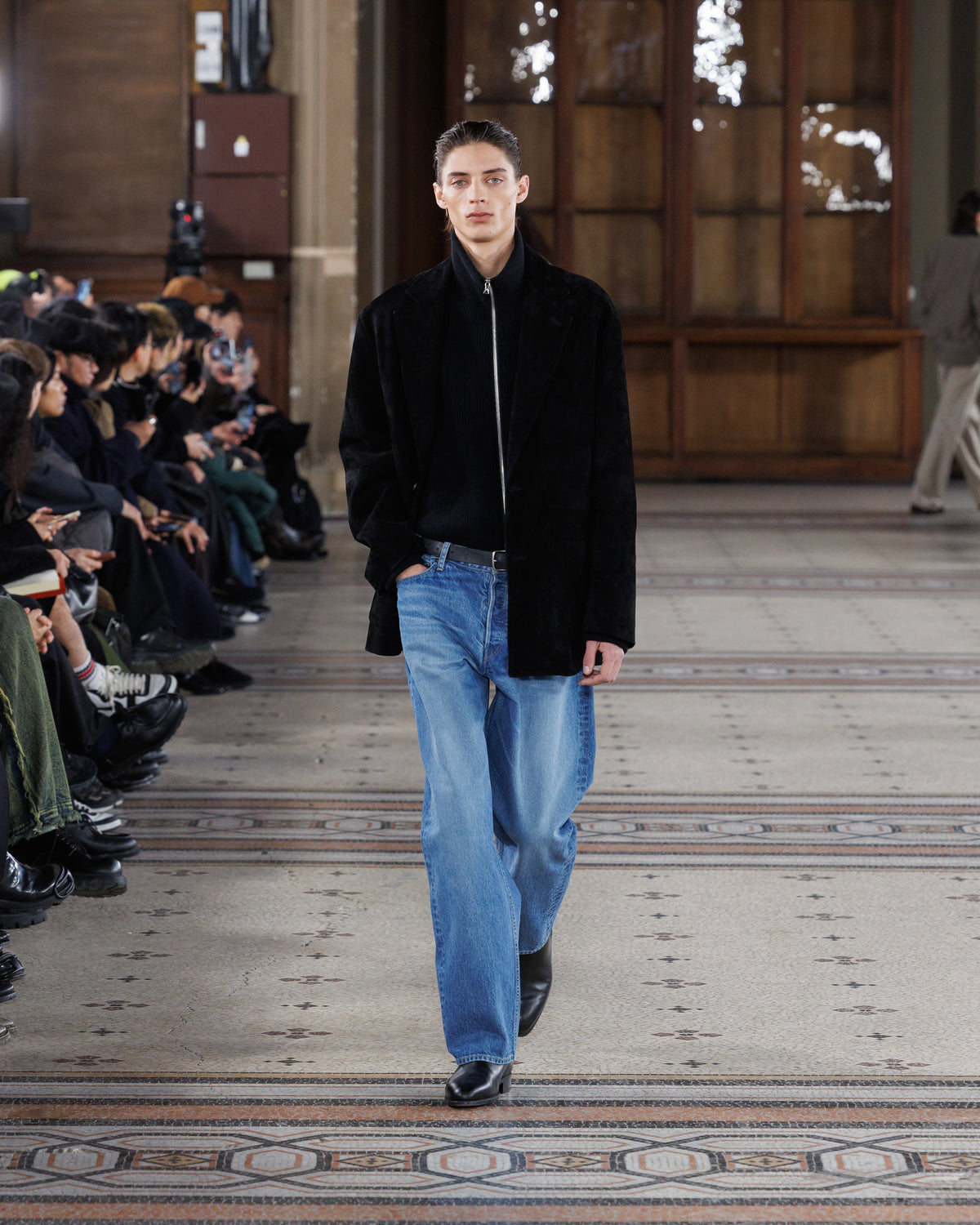 BLACK EXTRA FINE WOOL KNIT DRIVERS