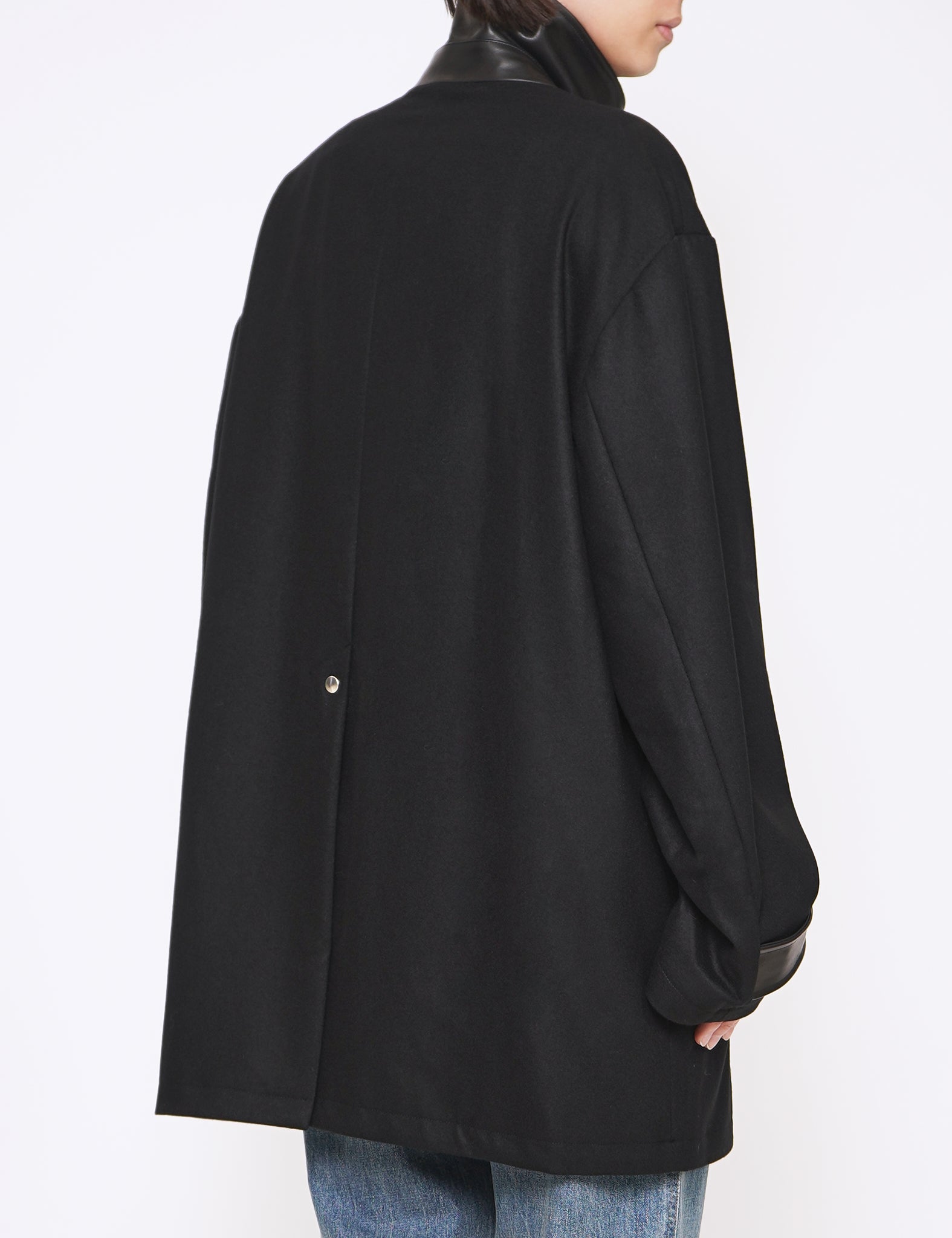 BLACK LEATHER FLY FRONT LONG JACKET