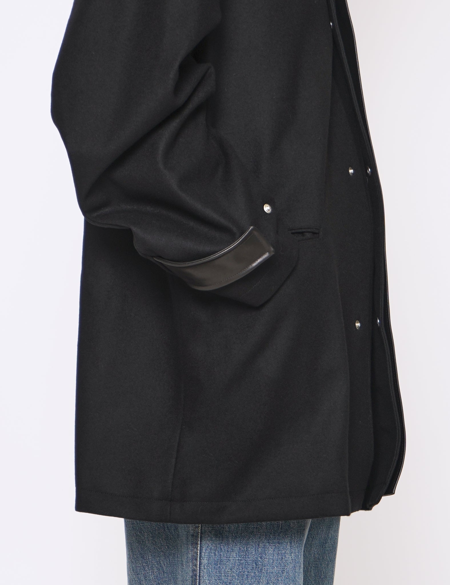 BLACK LEATHER FLY FRONT LONG JACKET