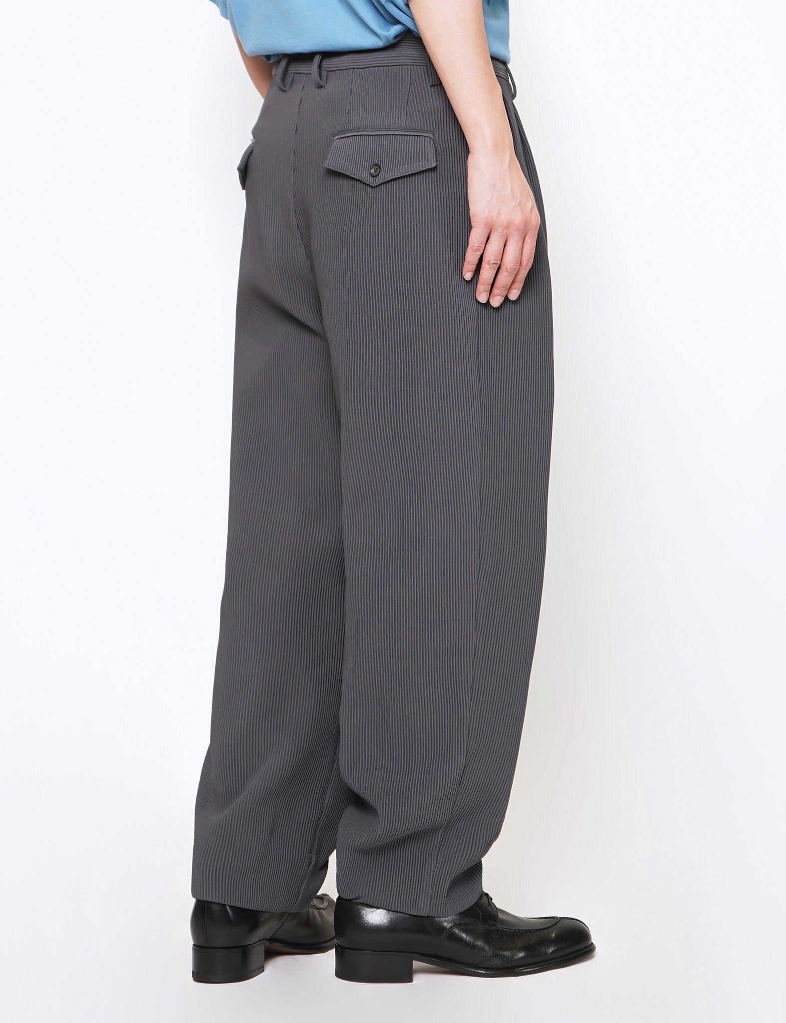 BLUE GREY GRADATION PLEATS TWO TUCK TROUSERS