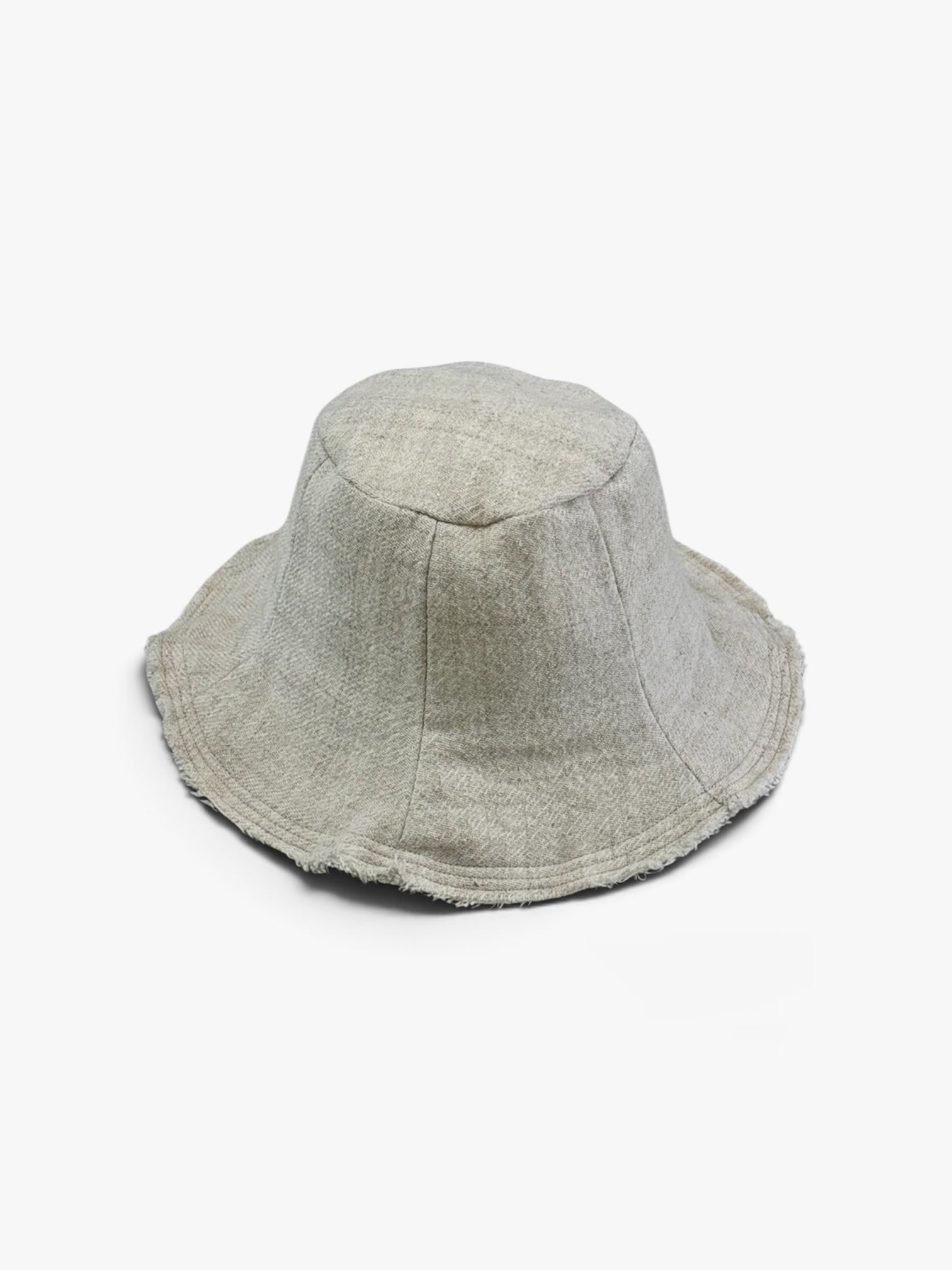 TOP ECRU CHIR HAT