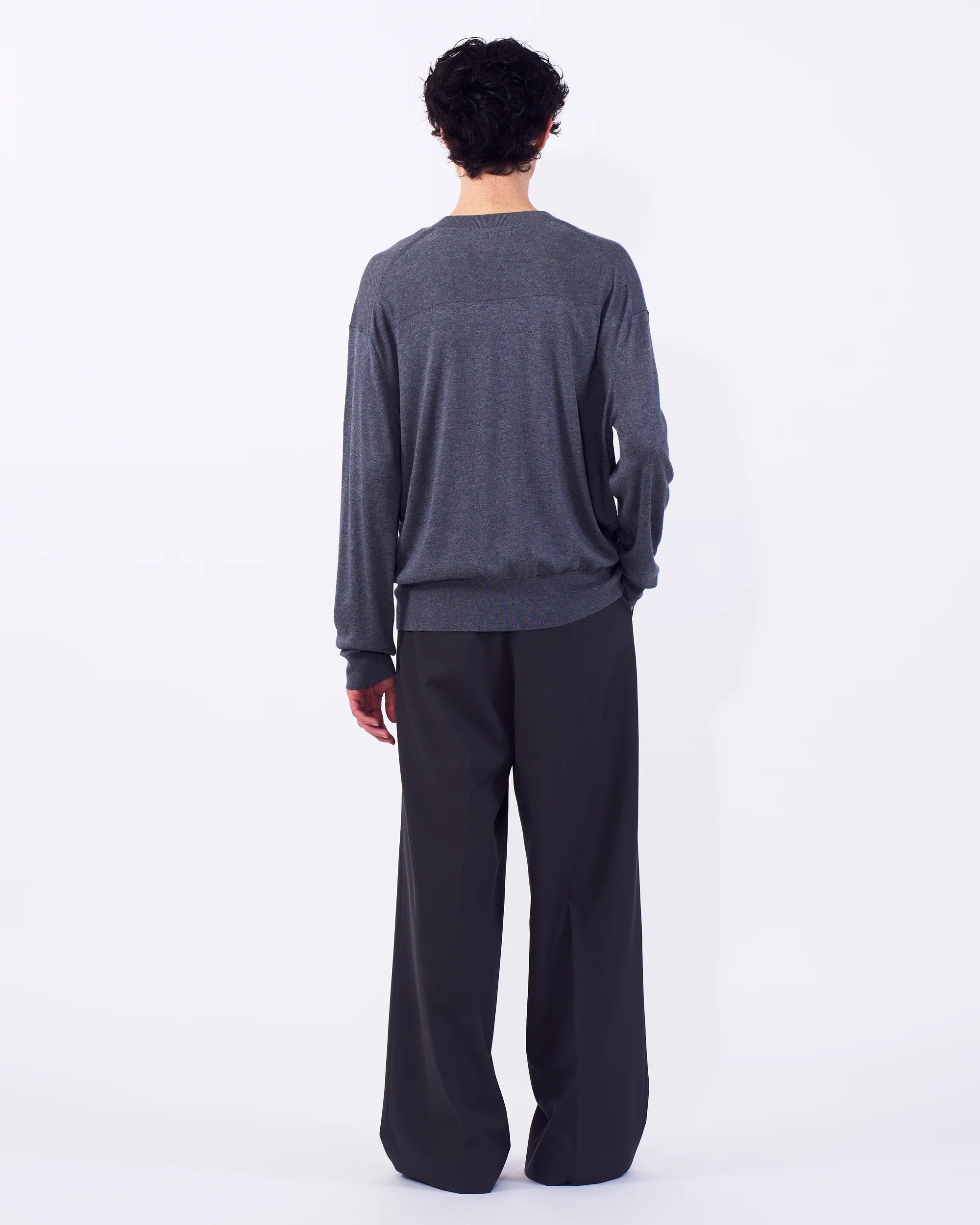 TOP GRAY SILK CASHMERE KNIT CREWNECK SWEATER