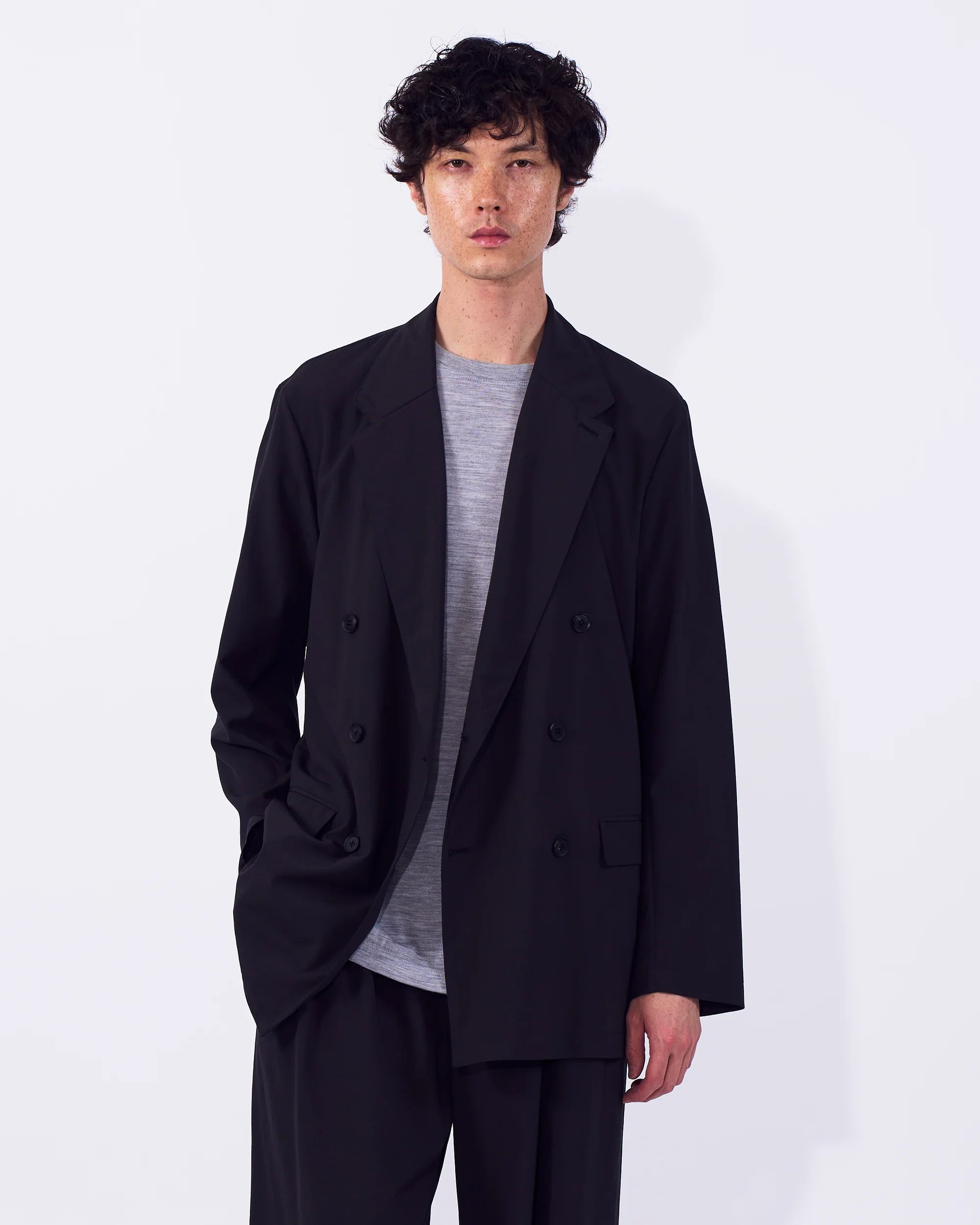 CARBON WOOL WASHER TROPICAL DOUBLE BREASTED JACKET