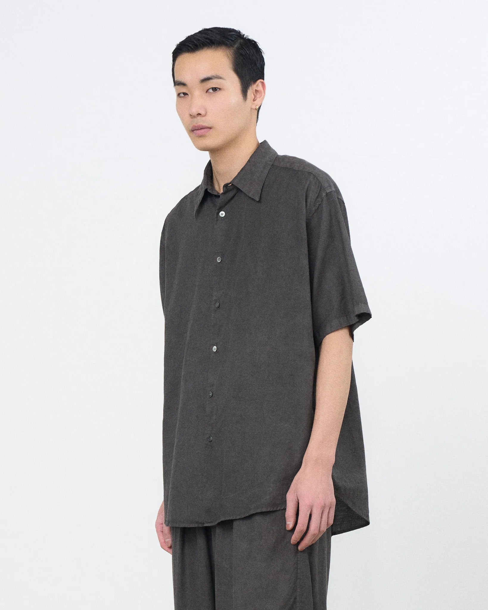 CARBON COTTON SILK GARMENT-DYED LOOSED SHIRT