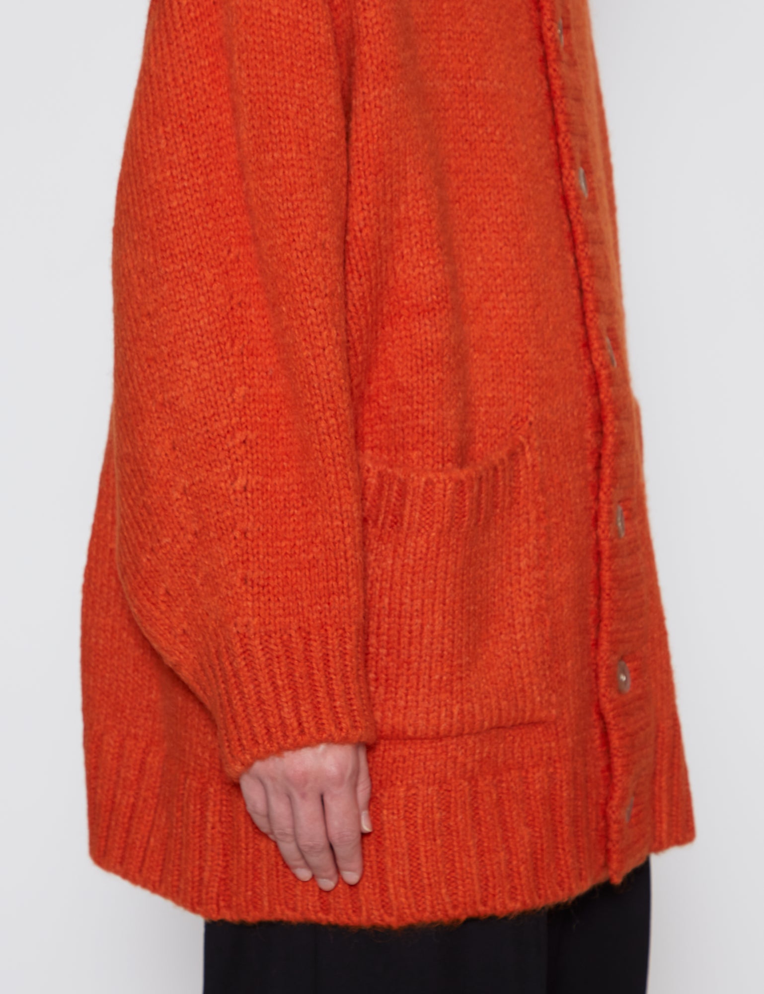 ORANGE BALLOONED SLEEVES CARDIGAN