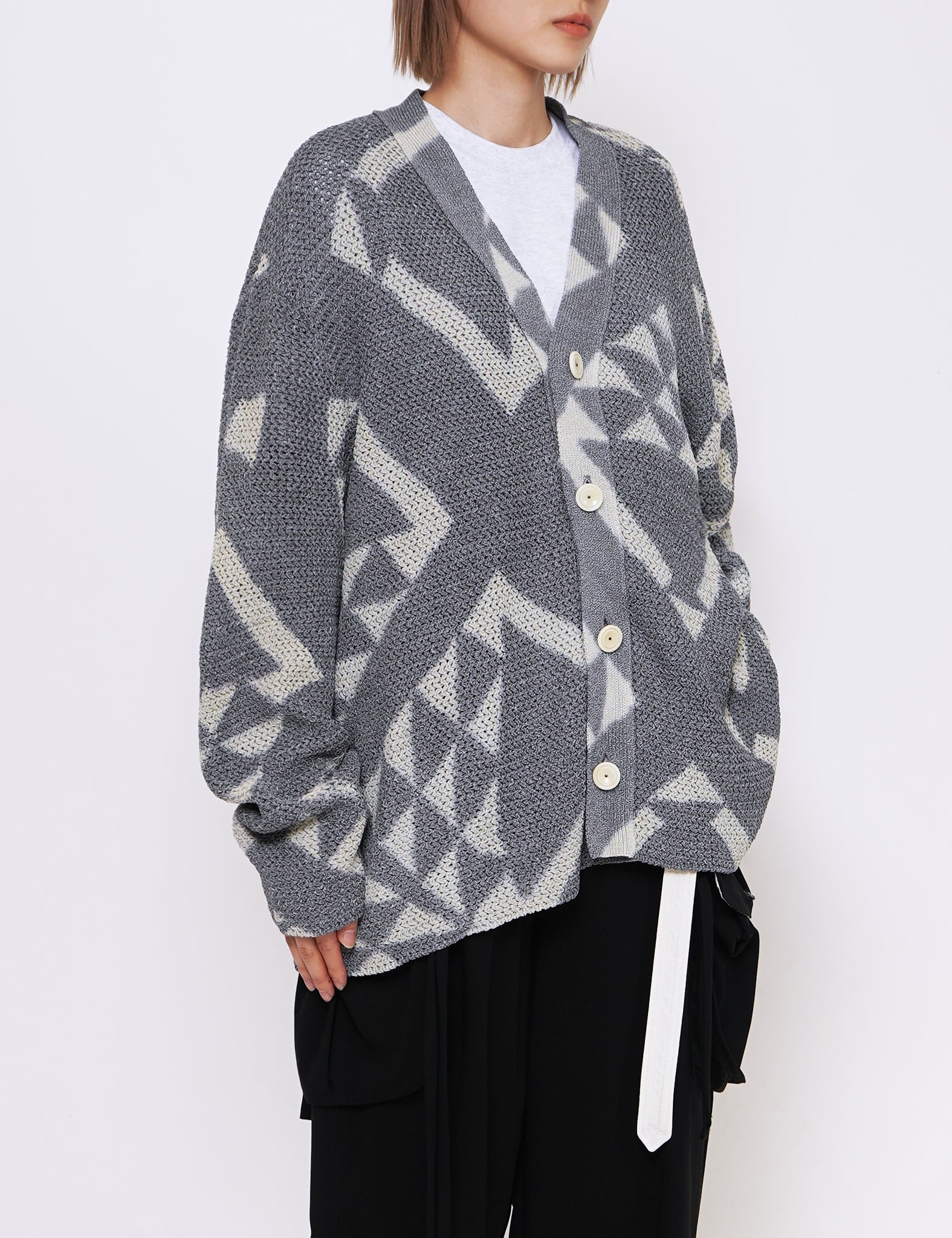 GREY WASHI KNIT CARDIGAN