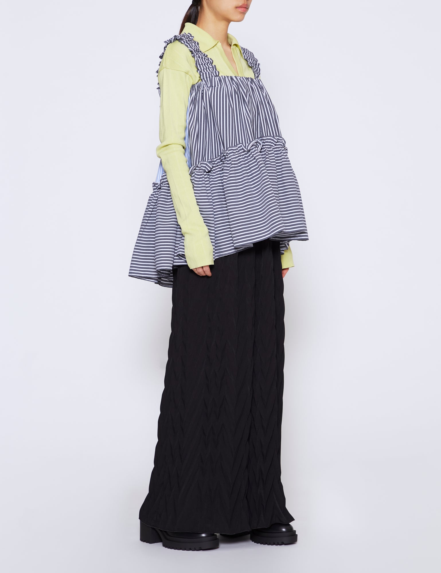 BLACK & BLUE COTTON POPLIN OLIVE TOP