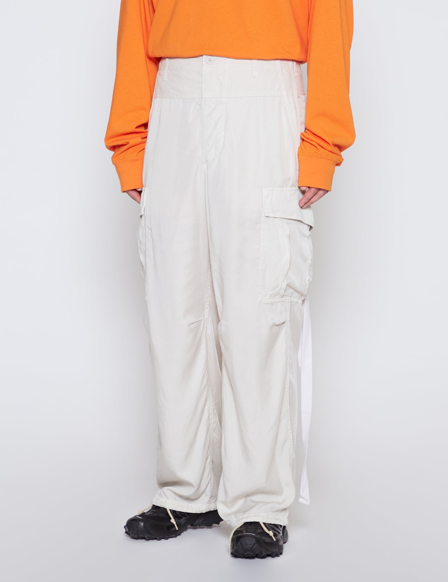 OFF WHITE GARMENT DYE FATIGUE PANTS
