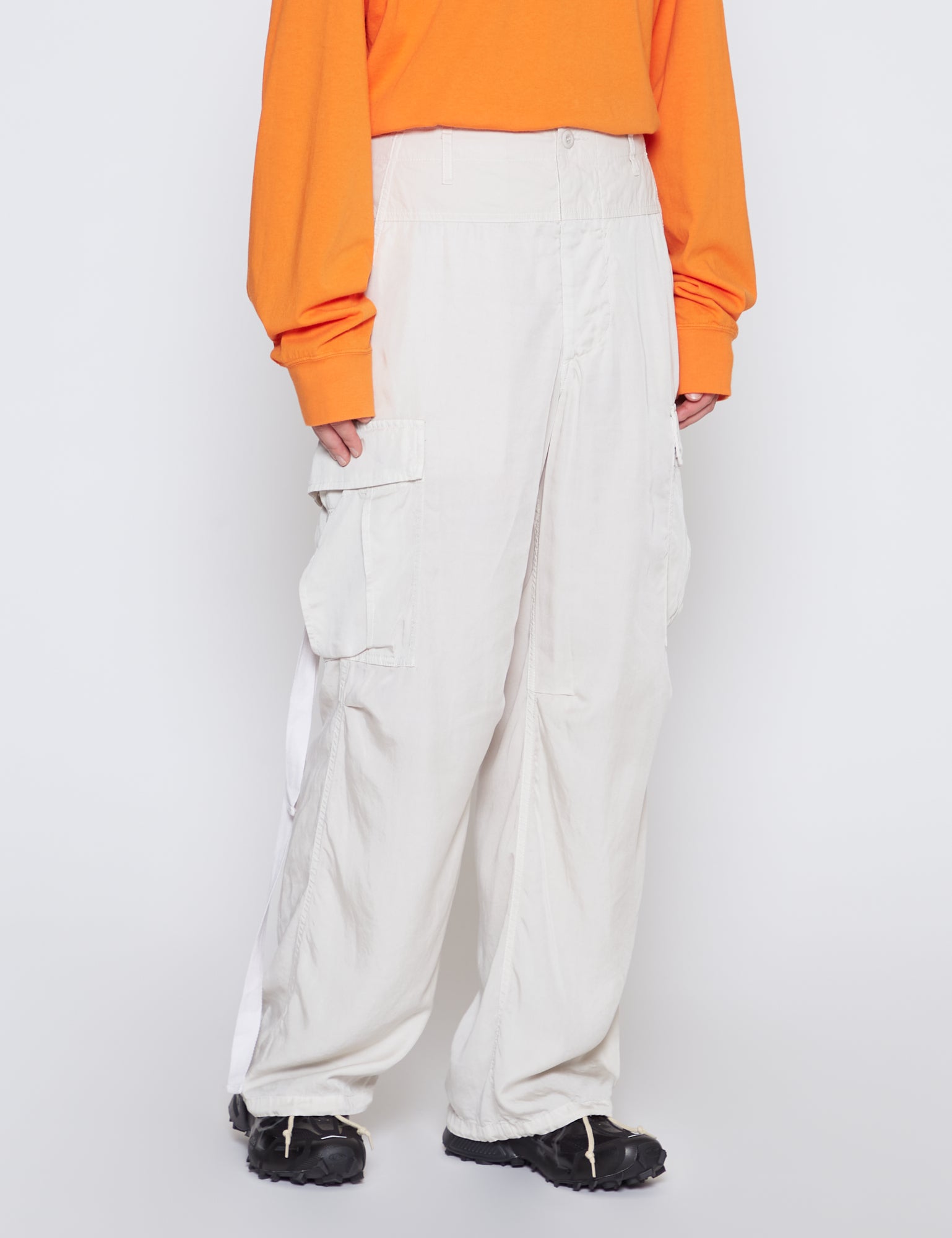 OFF WHITE GARMENT DYE FATIGUE PANTS