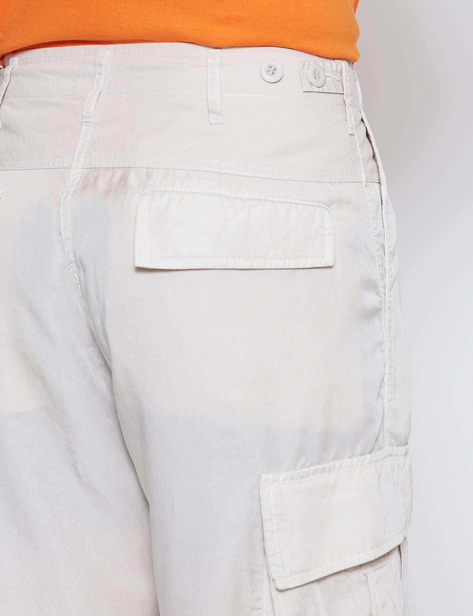 OFF WHITE GARMENT DYE FATIGUE PANTS