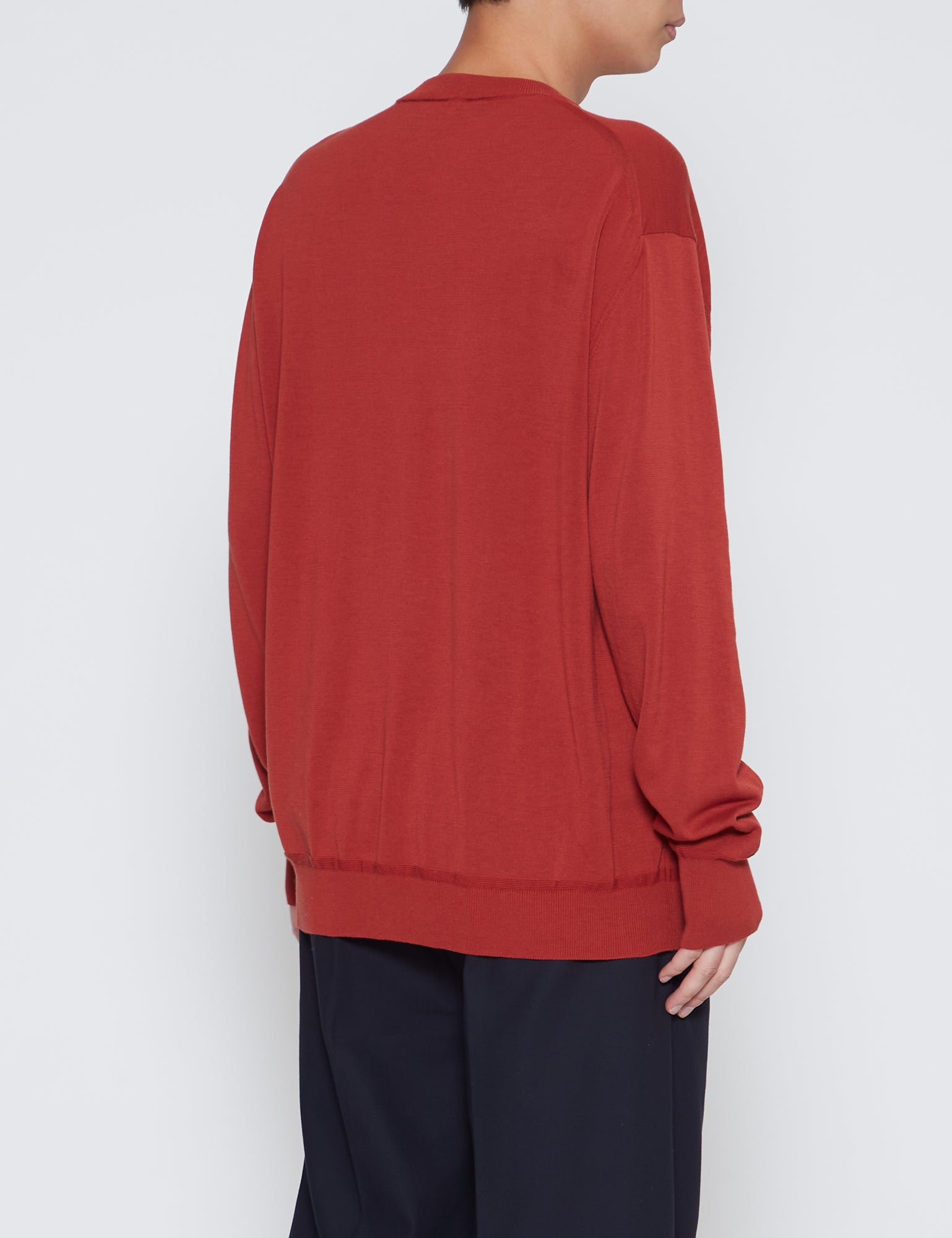 RED CREWNECK KNIT SWEATER