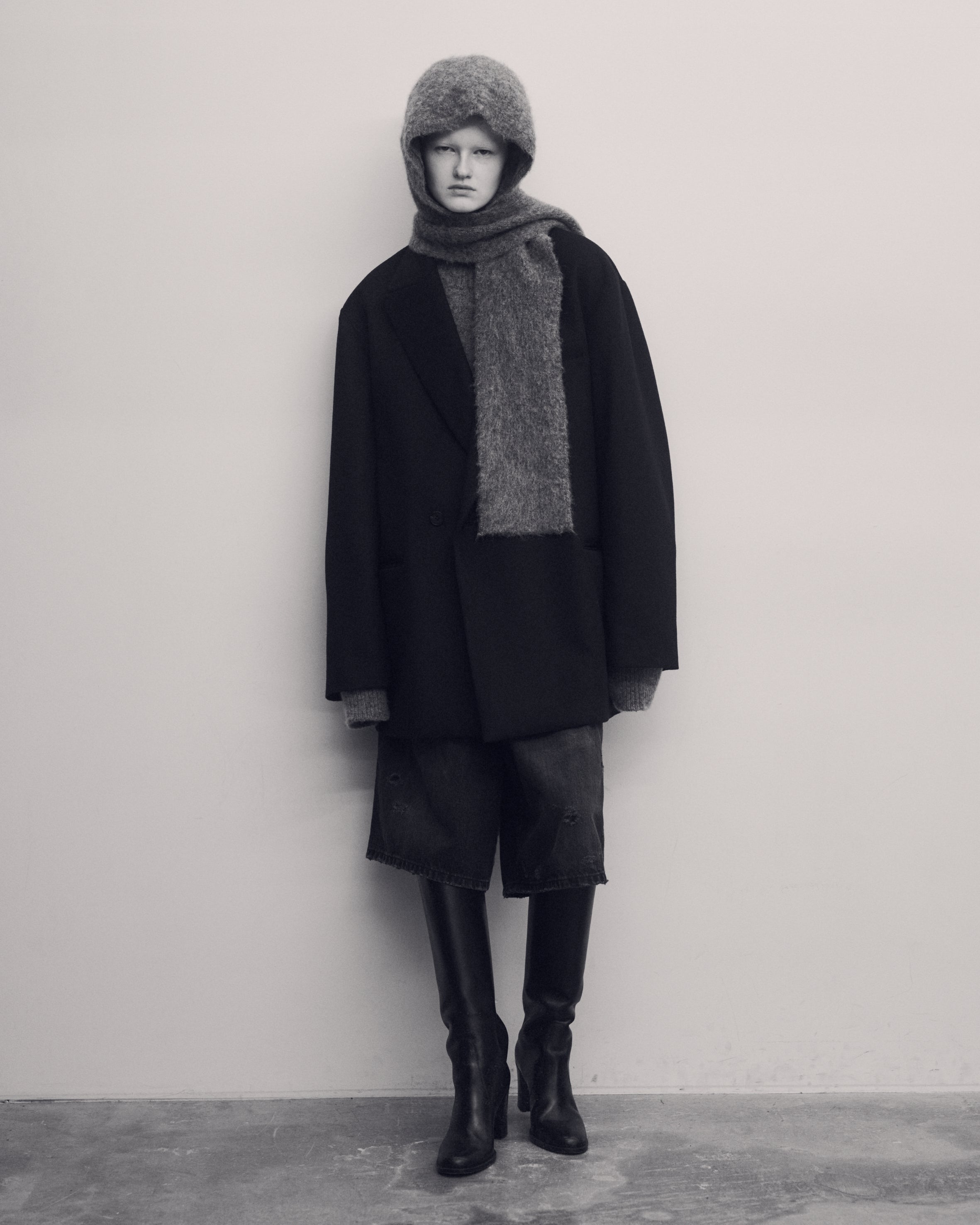 BLACK WOOL/ALPACA MILLED KNIT BALACLAVA