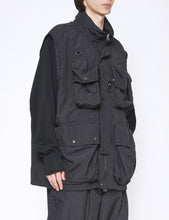 Load image into Gallery viewer, BLACK NYLON MULTI POCKETS DETACHABLE UTILITY BLOUSON
