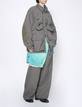 Load image into Gallery viewer, CHARCOAL KHAKI NYLON 3PLEATED WIDE-LEG EASY TROUSERS
