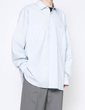 Load image into Gallery viewer, OFF BLUE OVERSIZED DOWN PAT SHIRT
