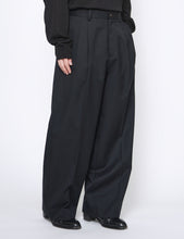 Load image into Gallery viewer, BLACK LONG WIDE TROUSERS
