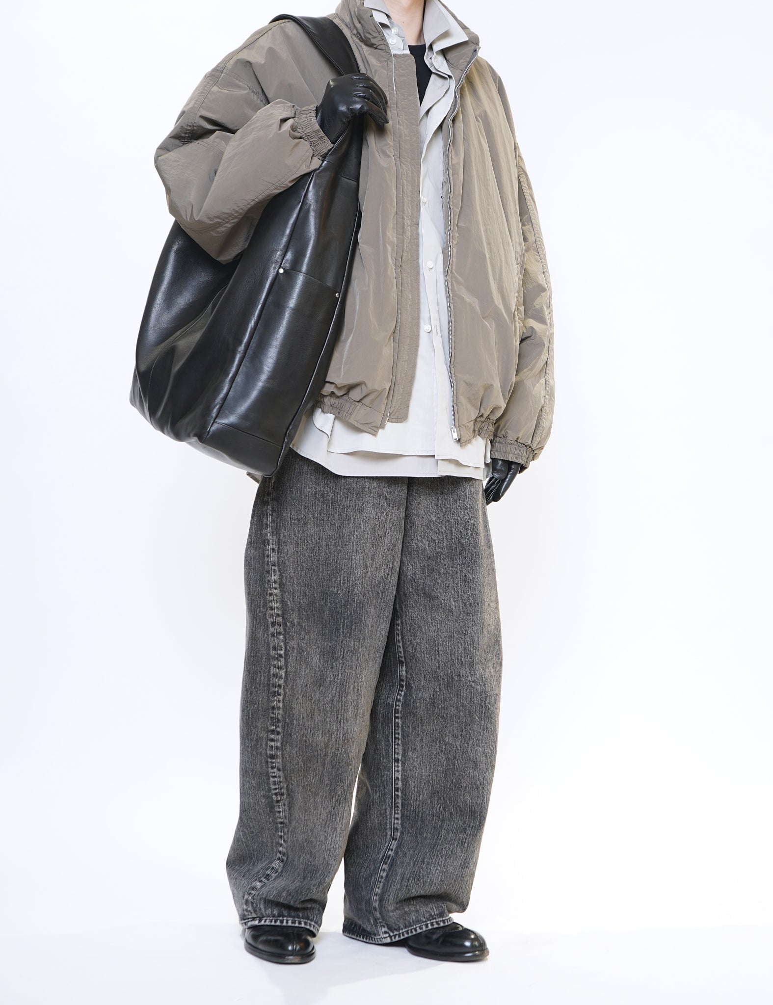 ssstein TAUPE WINDPROOF NYLON PADDED JACKET