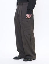 Load image into Gallery viewer, GREY KHAKI CARGO POCKET WIDE EASY TROUSERS
