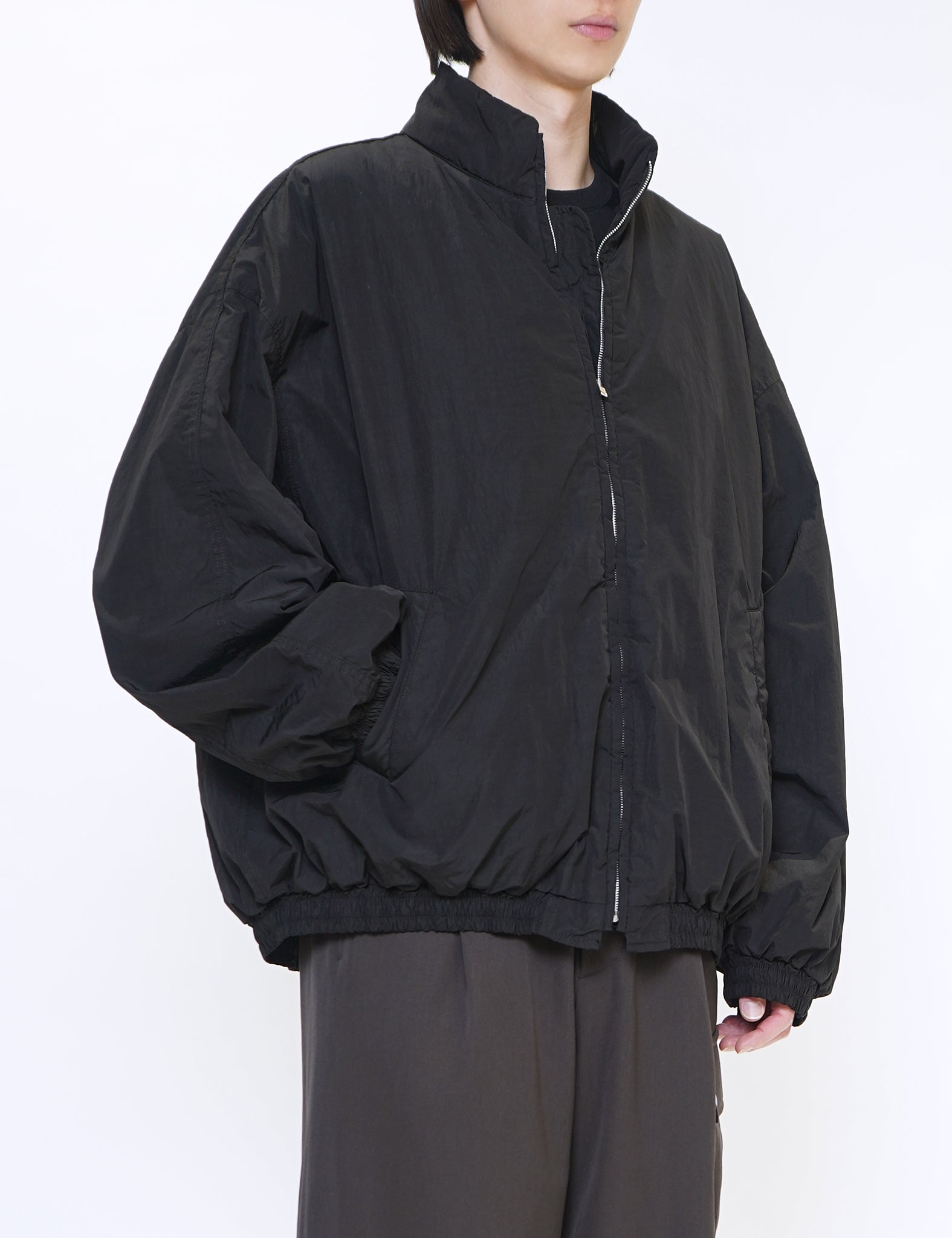 ssstein BLACK RECYCLED NYLON PADDED JACKET