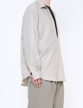 Load image into Gallery viewer, GREIGE C/SI TWILL OVERSIZED SKIPPER SHIRT
