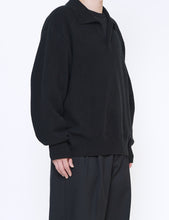 Load image into Gallery viewer, BLACK EXTRA FINE WOOL KNIT SKIPPER LS
