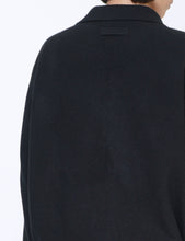 Load image into Gallery viewer, BLACK EXTRA FINE WOOL KNIT SKIPPER LS
