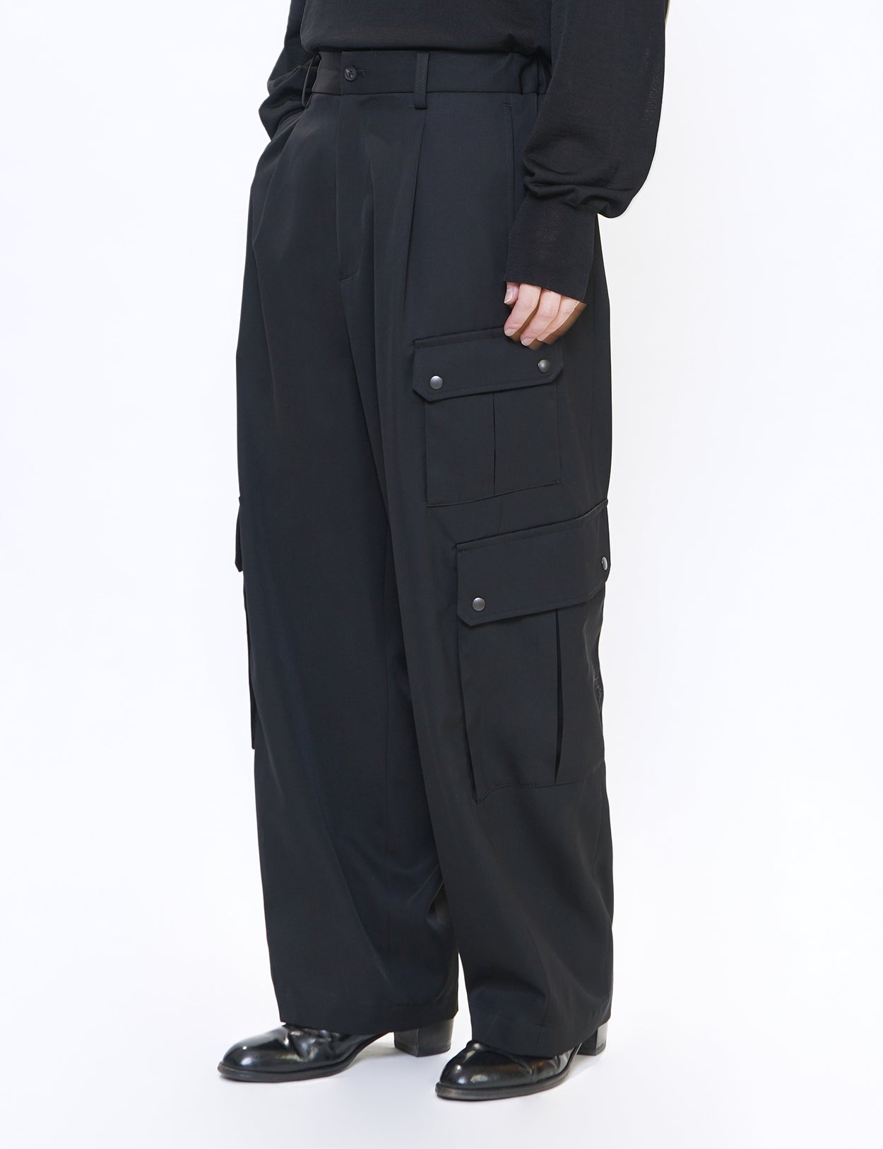 BLACK CARGO POCKET WIDE EASY TROUSERS