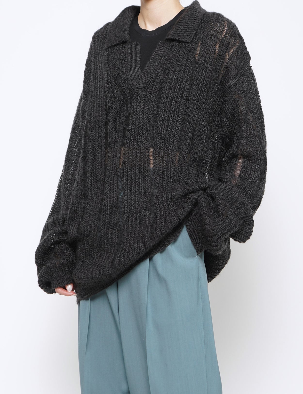 CARBON SILK MOHAIR SKIPPER SWEATER