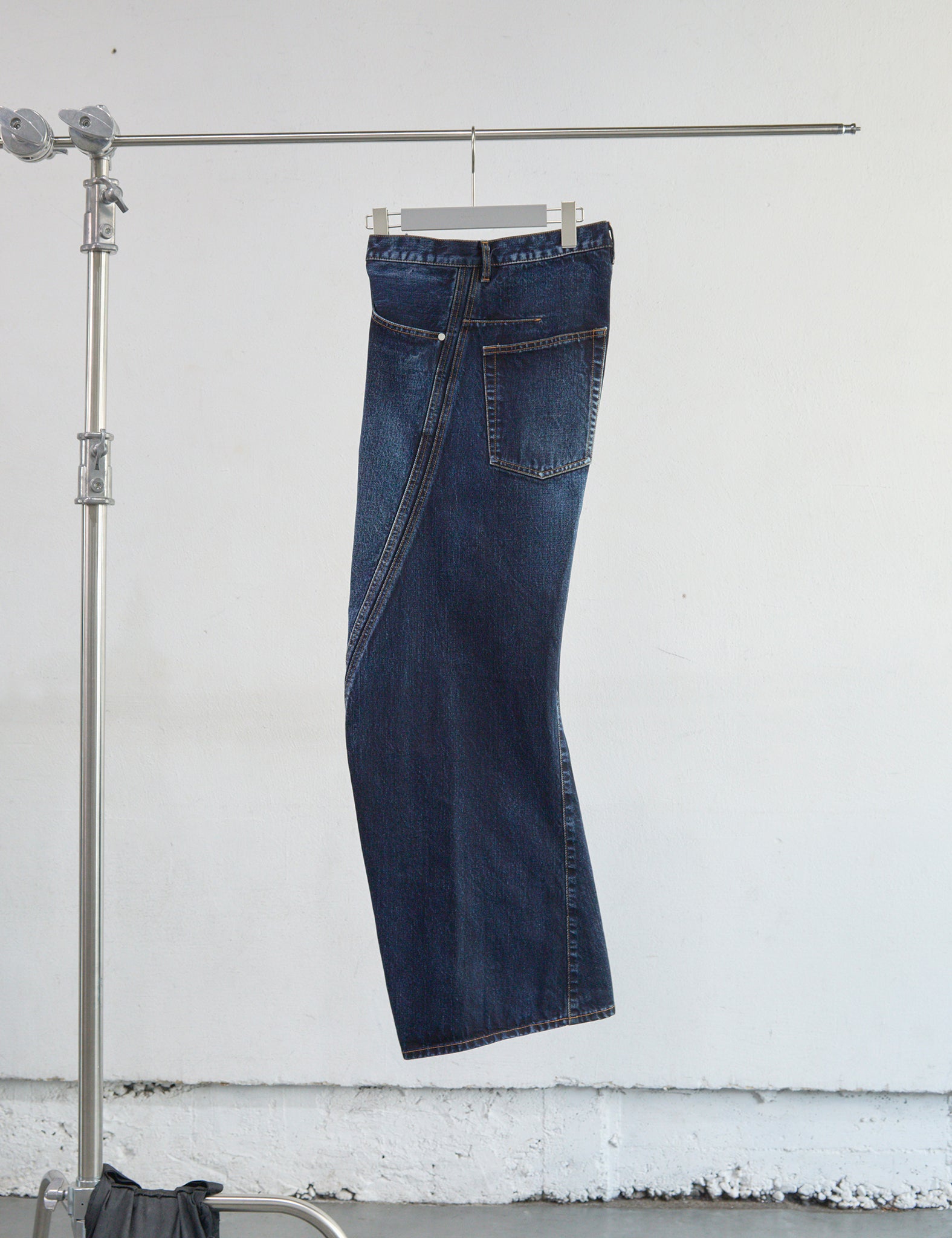 DARK FADED INDIGO 3D TWISTED WIDE LEG JEANS