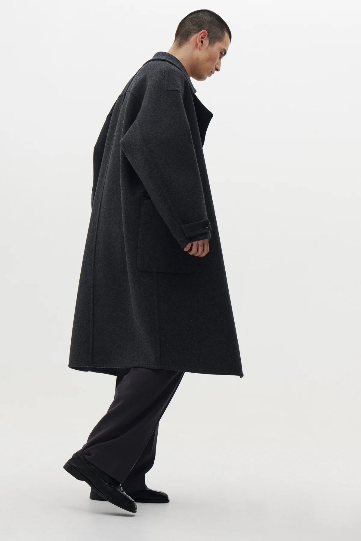 CHARCOAL WOOL CASHMERE DOUBLE BREASTED REVER COAT