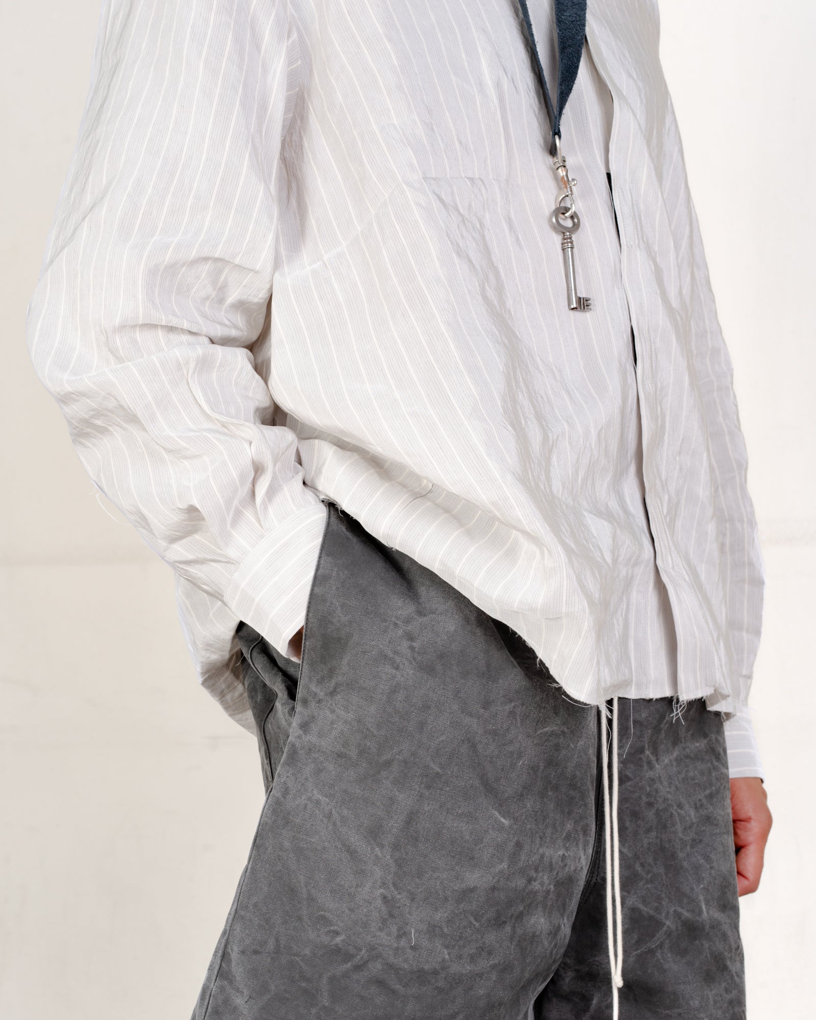GREY/WHITE STRIPE BIG SHIRT VELCRO