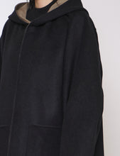 Load image into Gallery viewer, NAVY x GREY KHAKI REVERSIBLE HOODED HALF COAT
