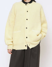 Load image into Gallery viewer, CREAM KID MOHAIR KNIT CARDIGAN
