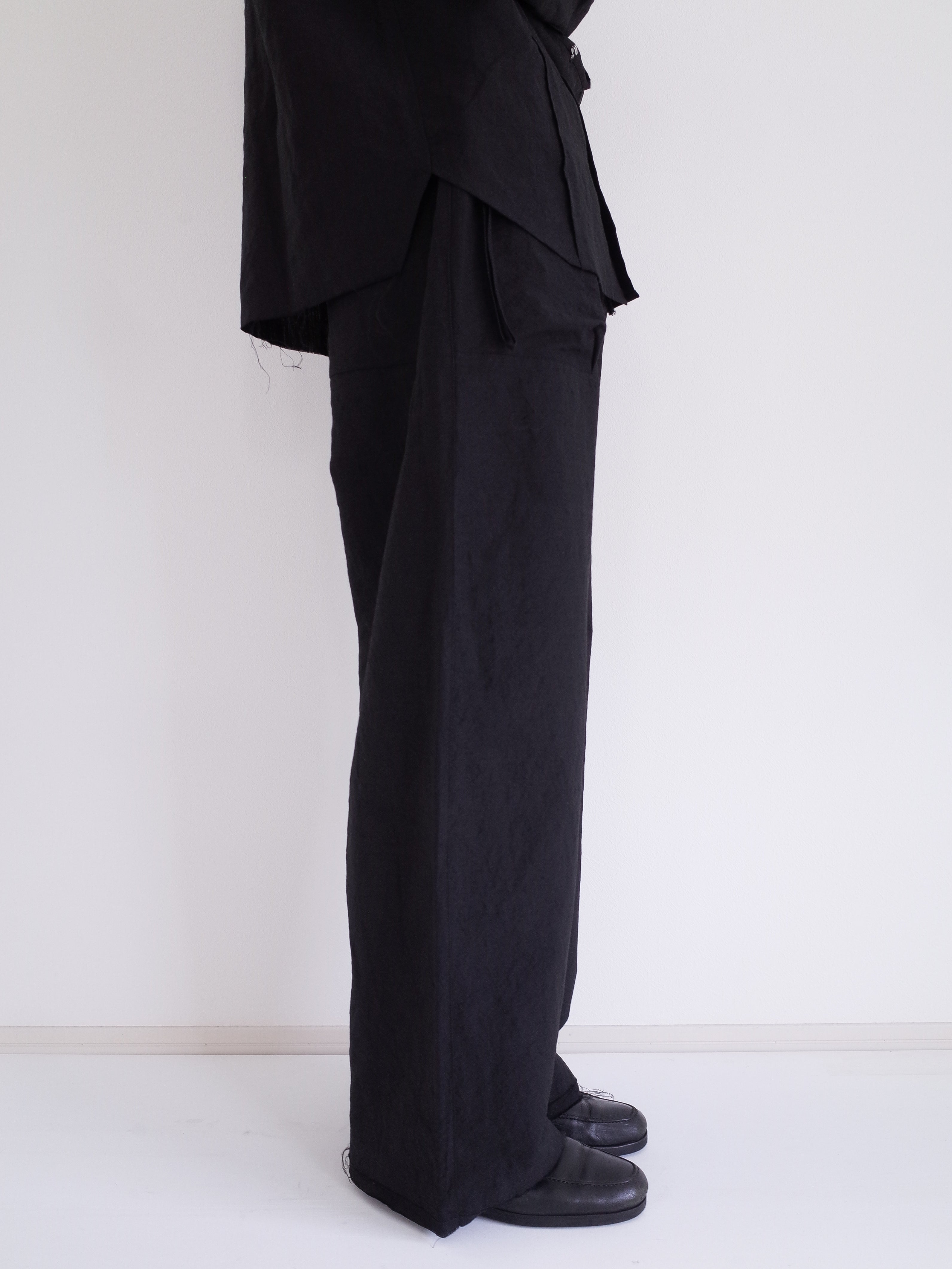 BLACK WOOL LINEN WIDE TROUSERS