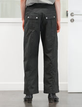 Load image into Gallery viewer, CHARCOAL COTTON GABARDINE CAROL TROUSERS
