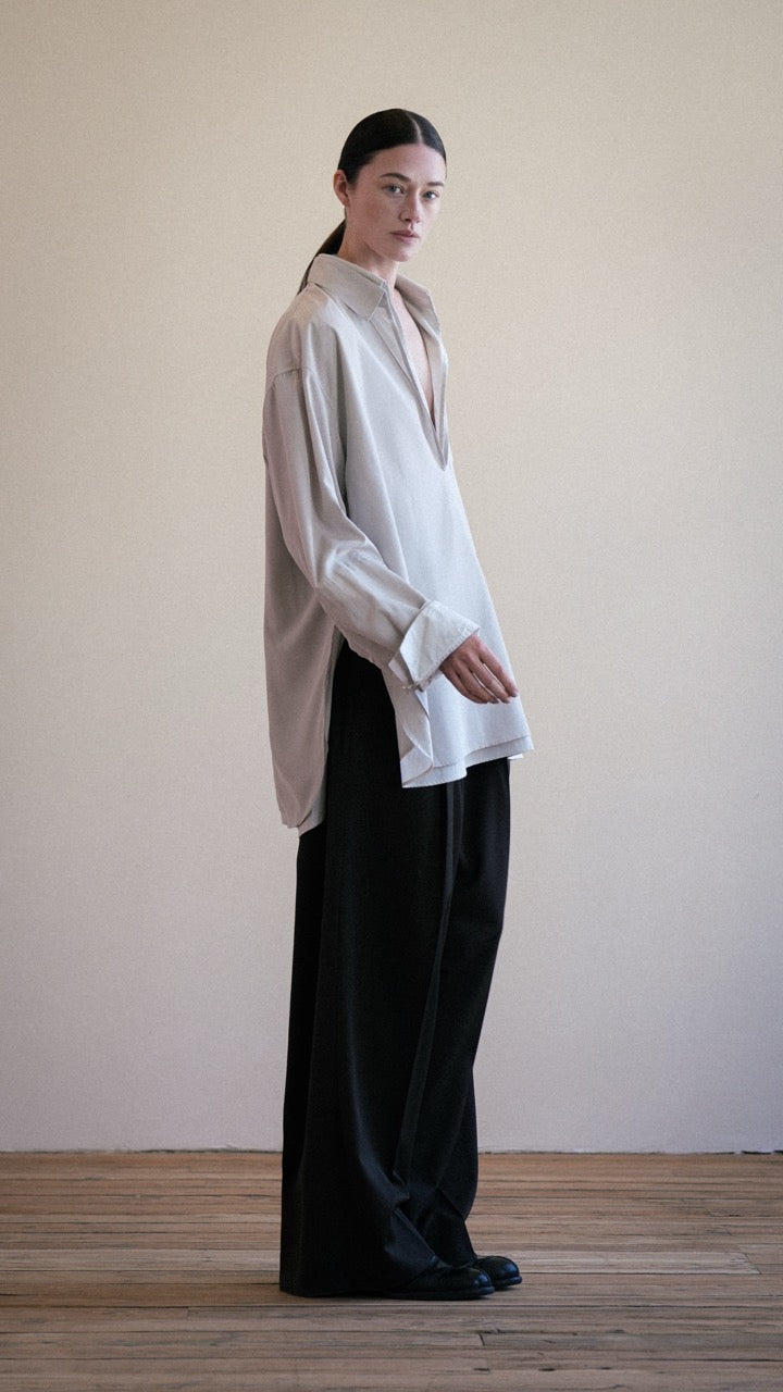 GRAPH LAYER EXCLUSIVE GREY OVERSIZED LAYERED SKIPPER SHIRT