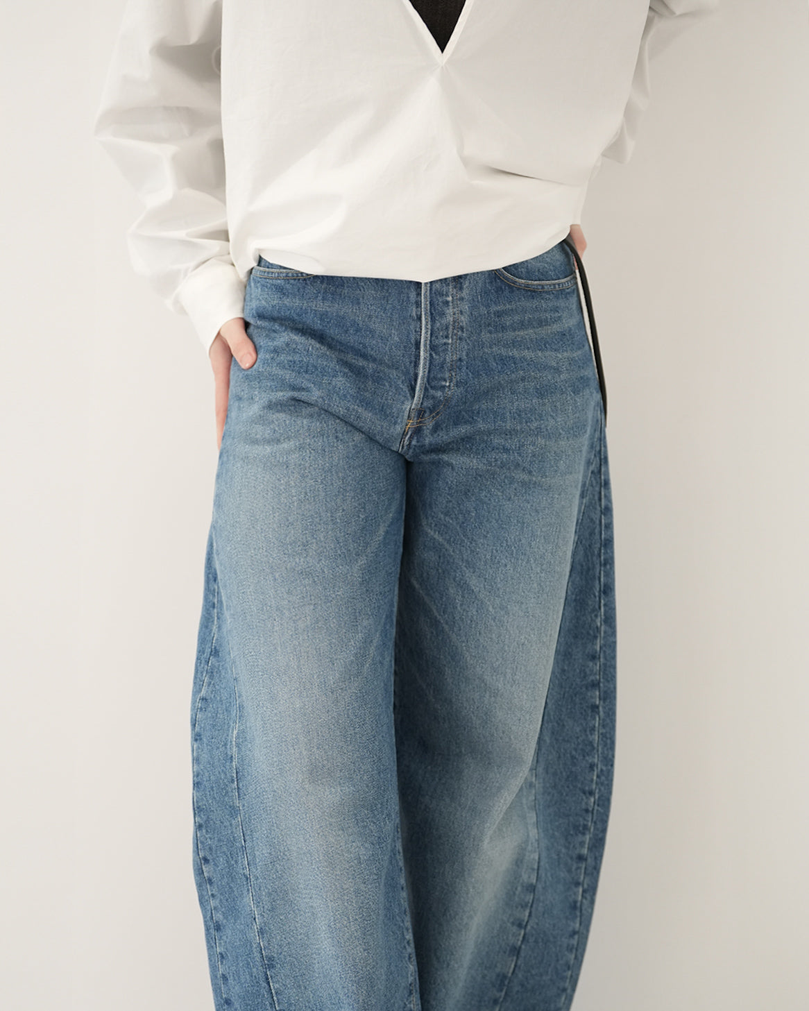 ssstein INDIGO DEFORMATION WIDE DENIM PANTS AW26