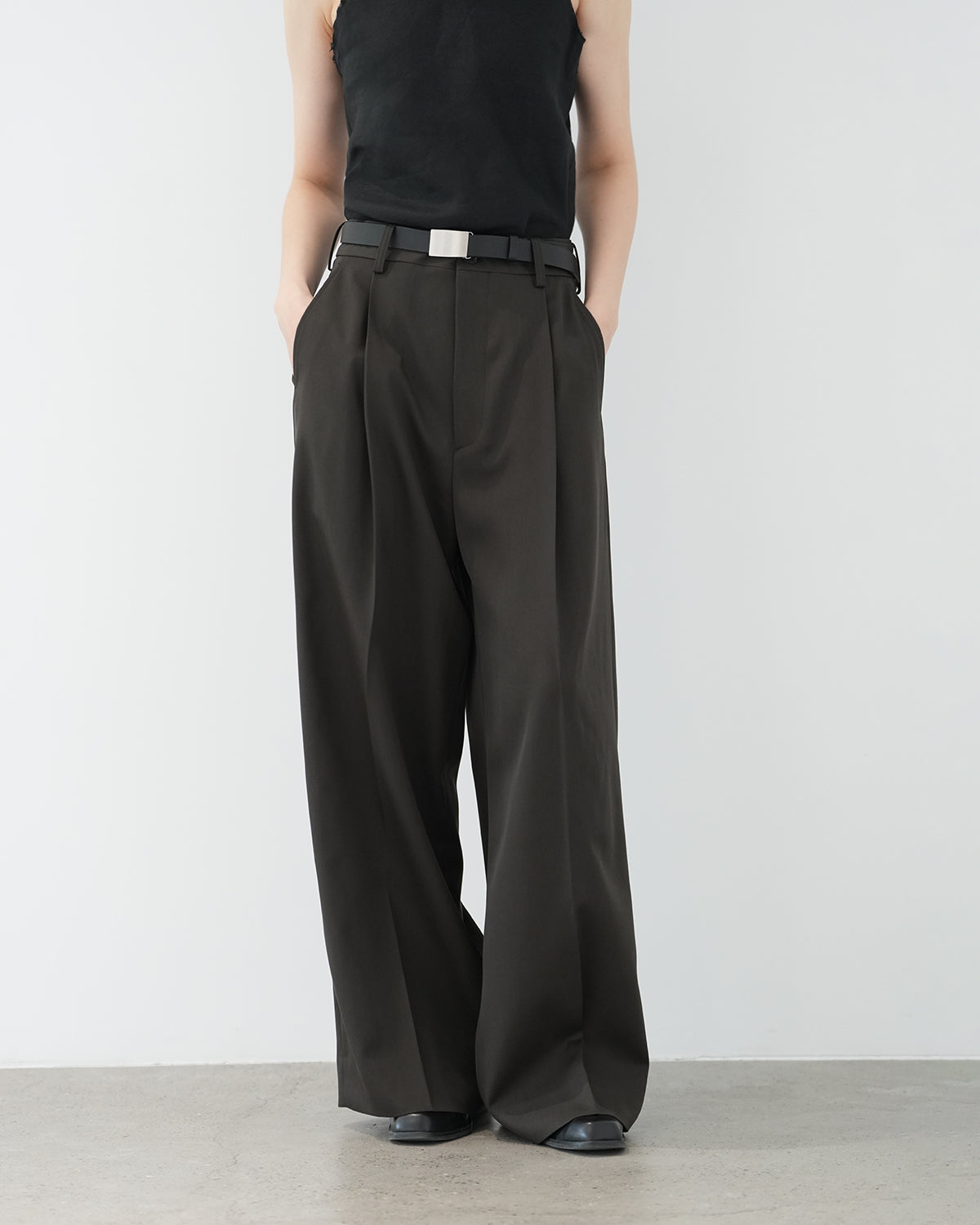 GREY KHAKI EXTRA WIDE TROUSERS