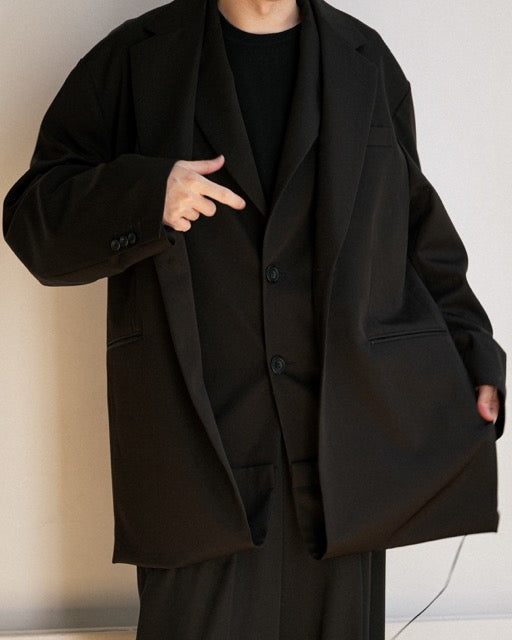 BLACK OVERSIZED LAYERED COMBINATION JACKET