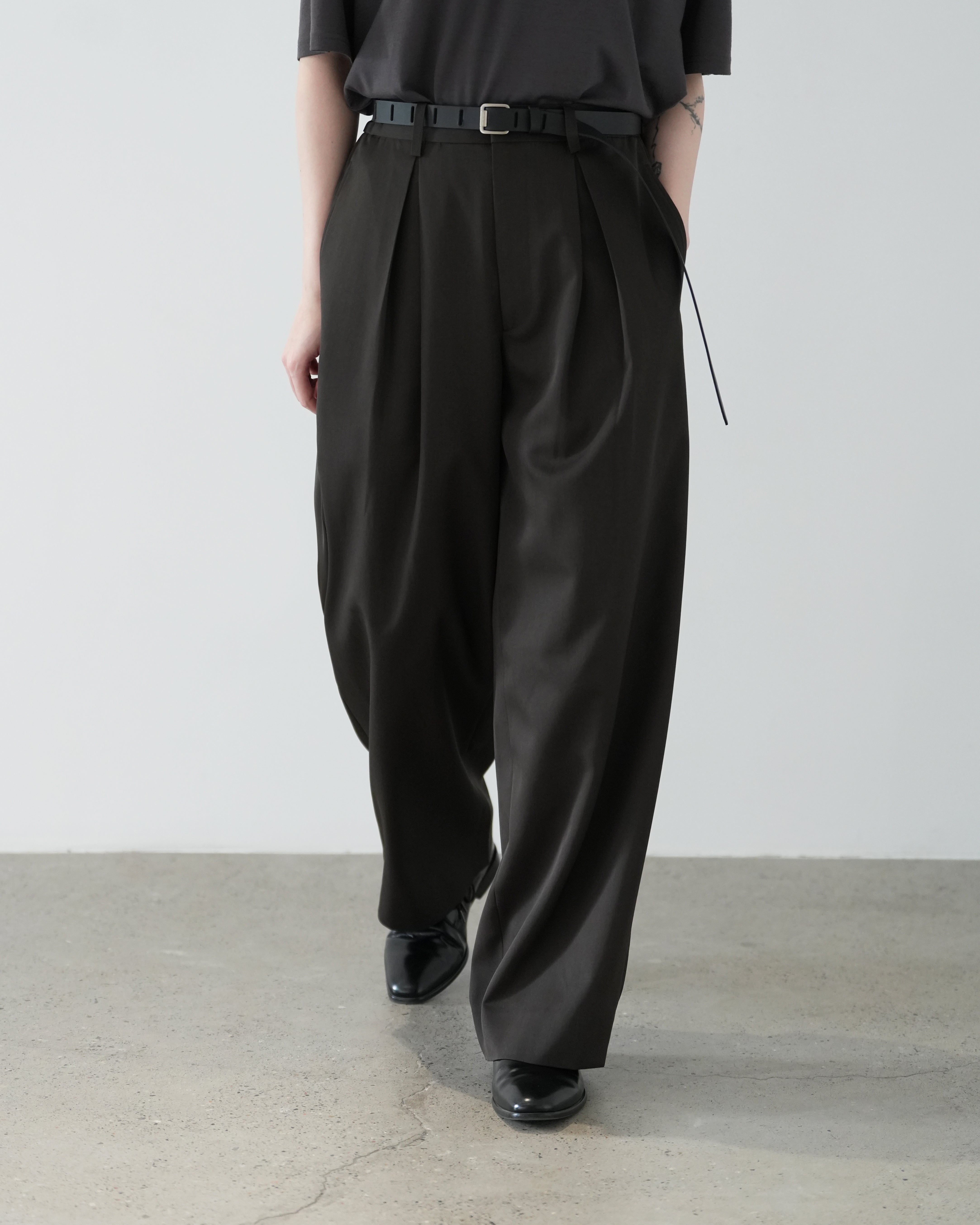 GREY KHAKI EASY WIDE TROUSERS