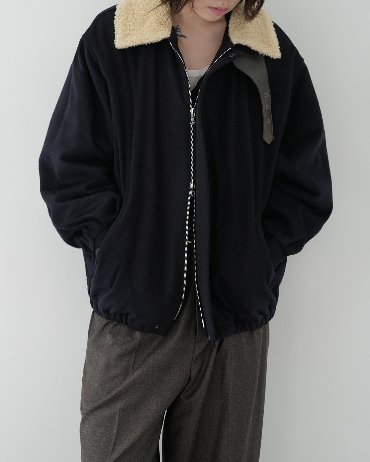 DARK NAVY MOUTON COLLAR WOOL CASHMERE PADDED JACKET