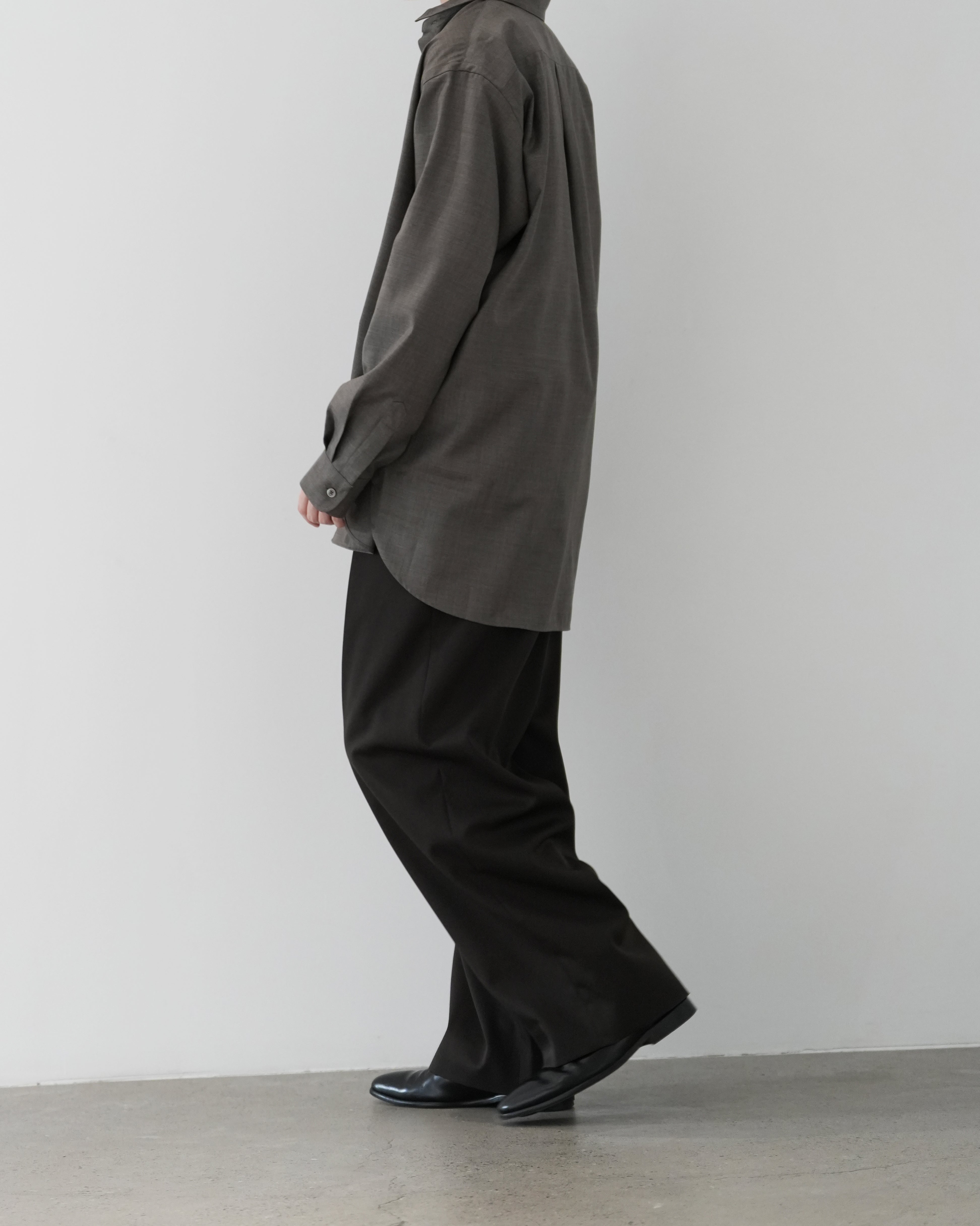 GREIGE EXTRA FINE WOOL OVERSIZED REGULAR COLLAR SHIRT