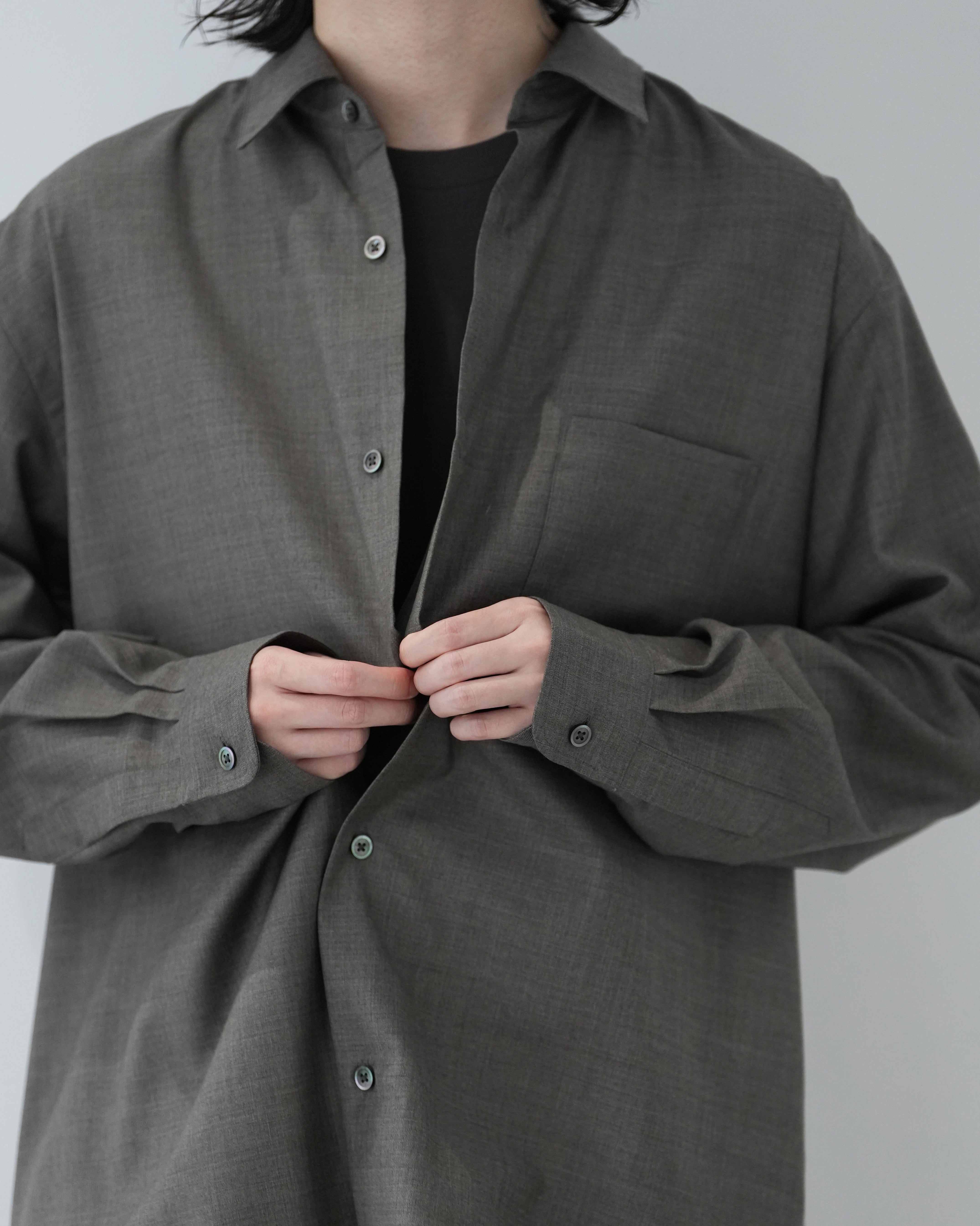 GREIGE EXTRA FINE WOOL OVERSIZED REGULAR COLLAR SHIRT